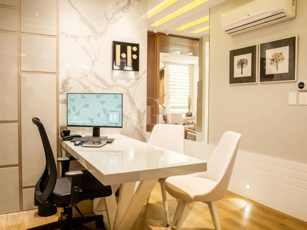 negozio in vendita a Jesolo in zona Lido