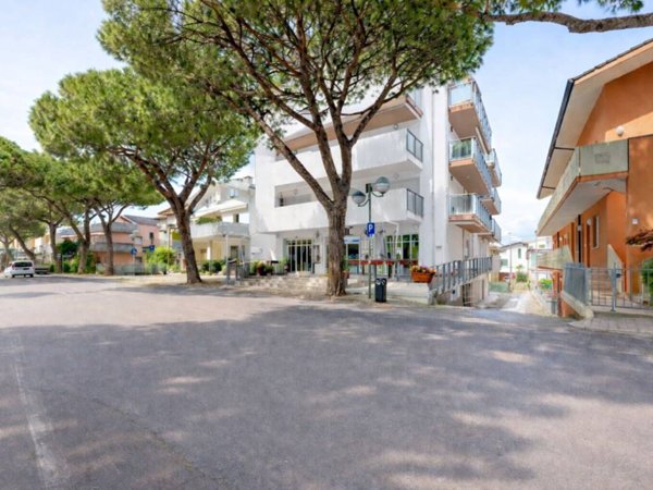 appartamento in vendita a Jesolo in zona Lido