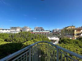 appartamento in vendita a Jesolo in zona Lido