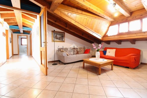 appartamento in vendita a Jesolo in zona Lido