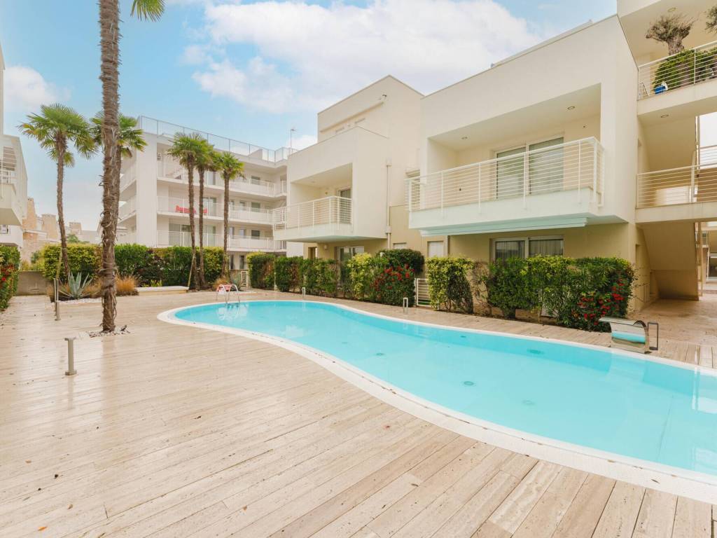 appartamento in vendita a Jesolo in zona Lido