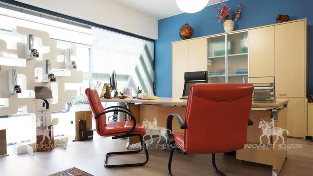 negozio in vendita a Jesolo