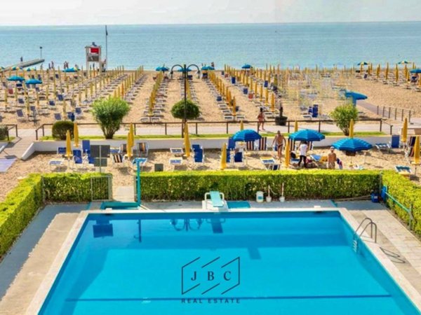 appartamento in vendita a Jesolo in zona Lido