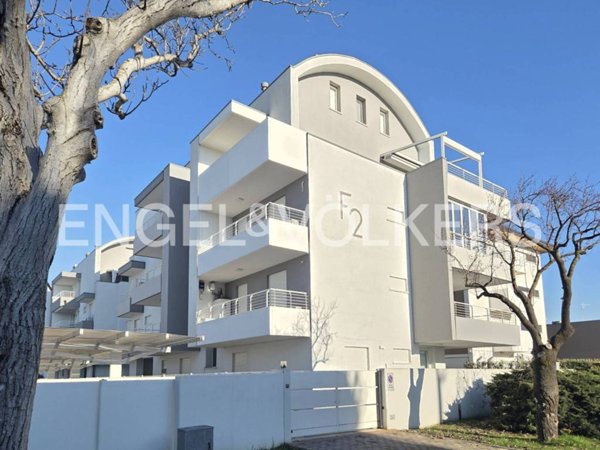 appartamento in vendita a Jesolo in zona Lido