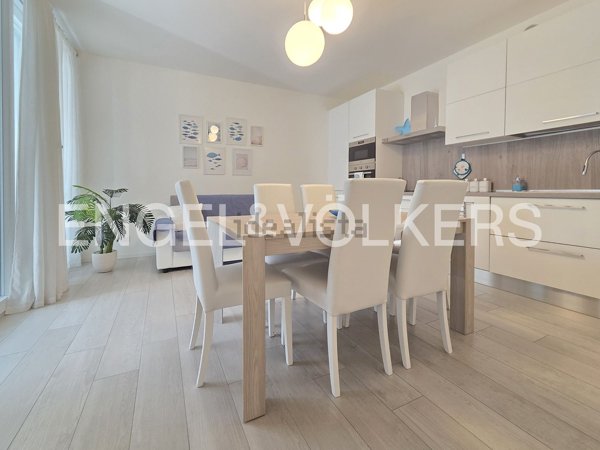 appartamento in vendita a Jesolo in zona Lido