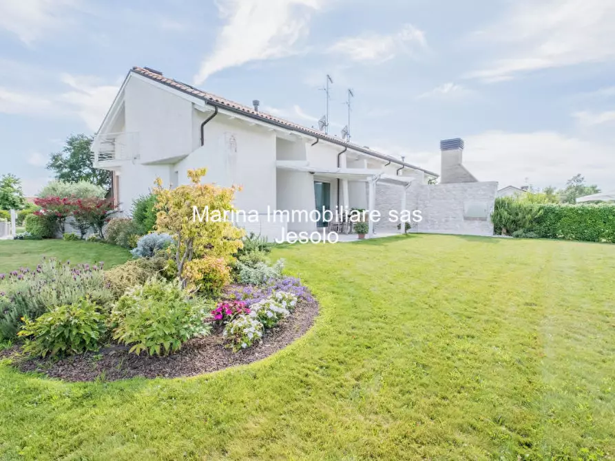 casa indipendente in vendita a Jesolo in zona Lido