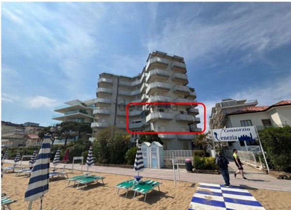 appartamento in vendita a Jesolo in zona Lido