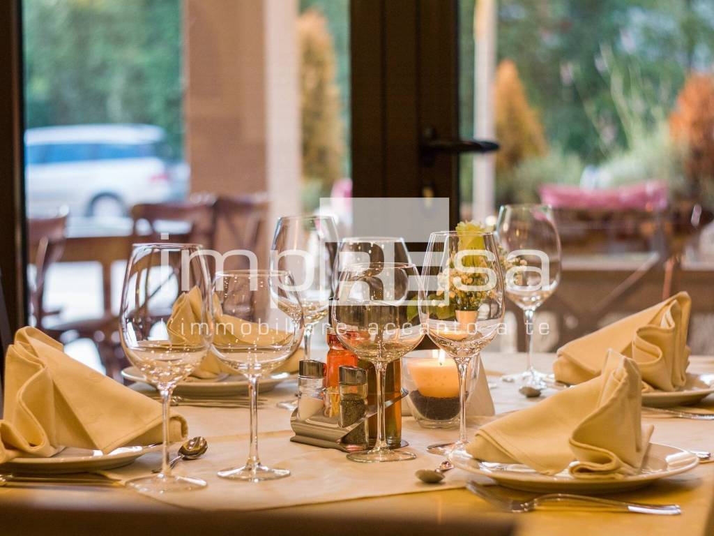 negozio in vendita a Jesolo in zona Lido