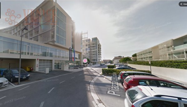 negozio in vendita a Jesolo in zona Lido