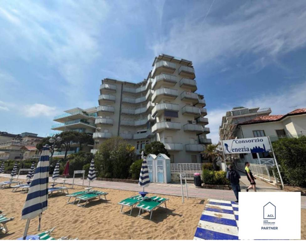 appartamento in vendita a Jesolo in zona Lido