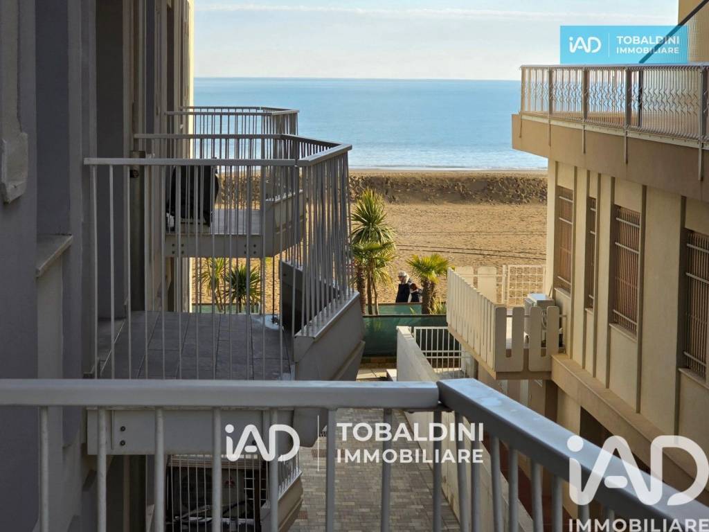 appartamento in vendita a Jesolo in zona Lido