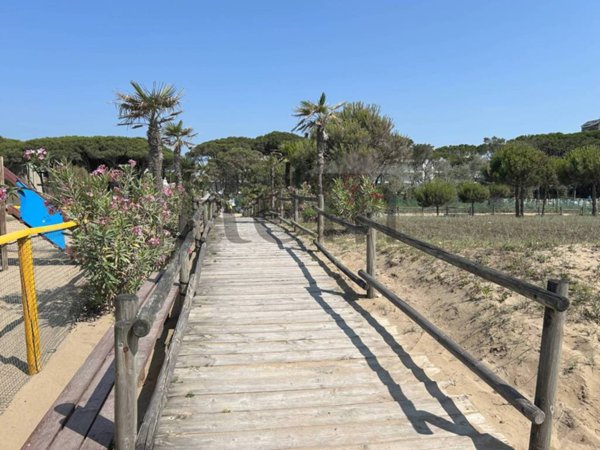 appartamento in vendita a Jesolo in zona Lido