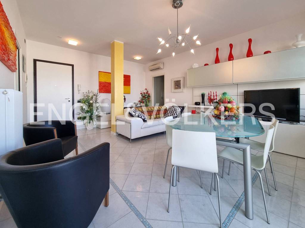 appartamento in vendita a Jesolo in zona Lido