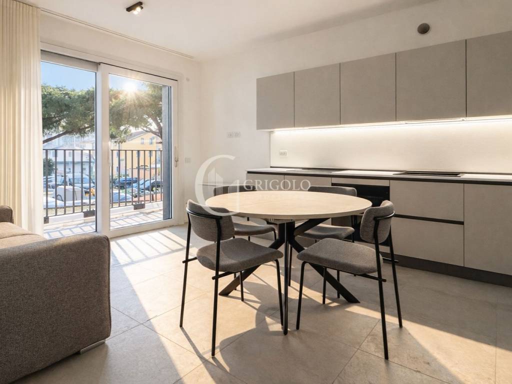 appartamento in vendita a Jesolo in zona Lido