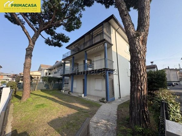 appartamento in vendita a Jesolo in zona Lido