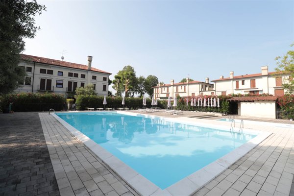 appartamento in vendita a Jesolo in zona Lido