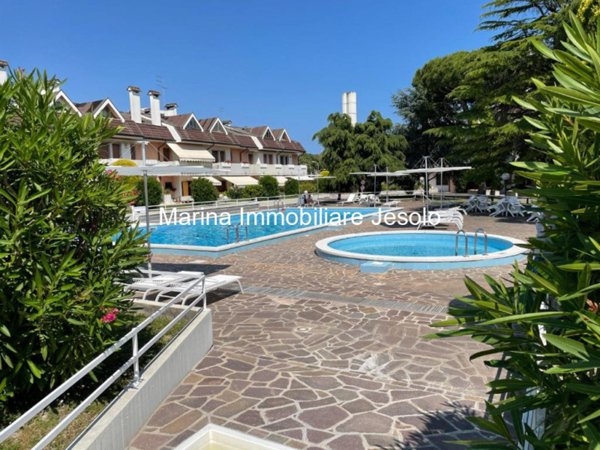 appartamento in vendita a Jesolo in zona Lido