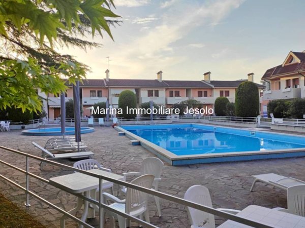 appartamento in vendita a Jesolo in zona Lido