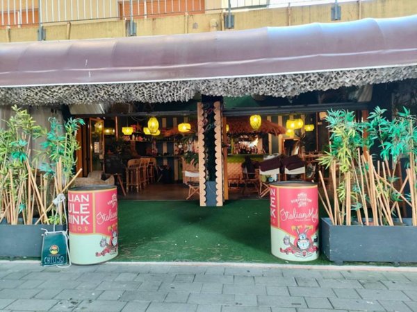 negozio in vendita a Jesolo in zona Lido