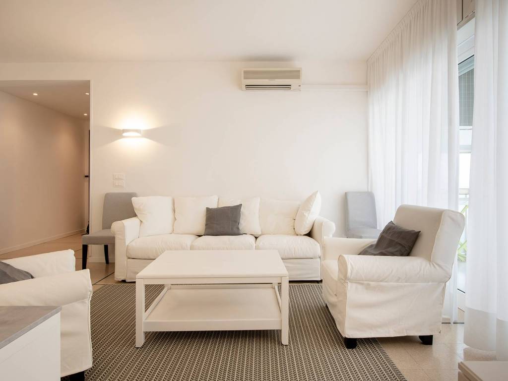 appartamento in vendita a Jesolo in zona Lido