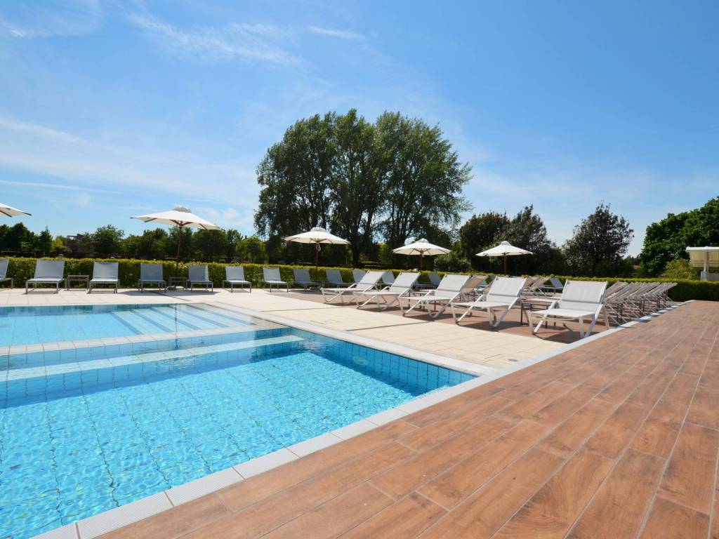 appartamento in vendita a Jesolo in zona Lido