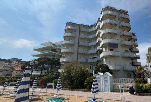 appartamento in vendita a Jesolo in zona Lido