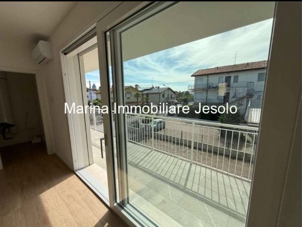 appartamento in vendita a Jesolo in zona Lido