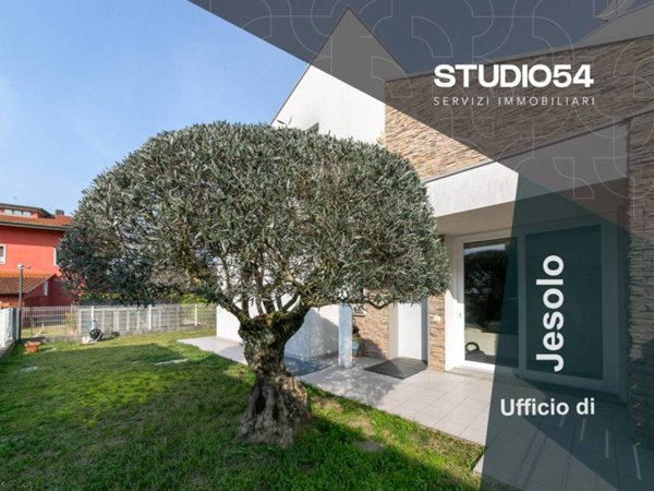 casa indipendente in vendita a Jesolo