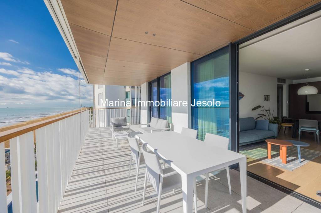 appartamento in vendita a Jesolo in zona Lido