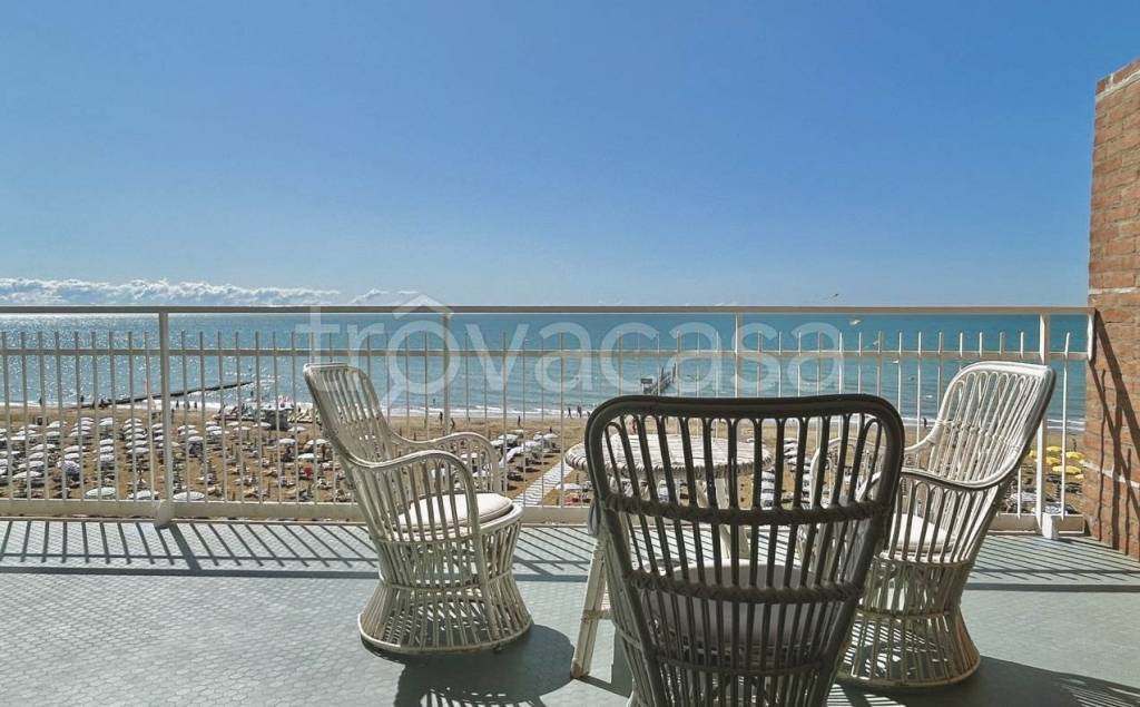 appartamento in vendita a Jesolo in zona Lido