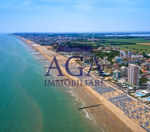 appartamento in vendita a Jesolo in zona Lido