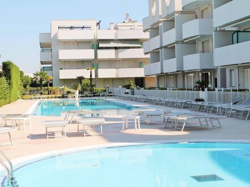 appartamento in vendita a Jesolo in zona Lido
