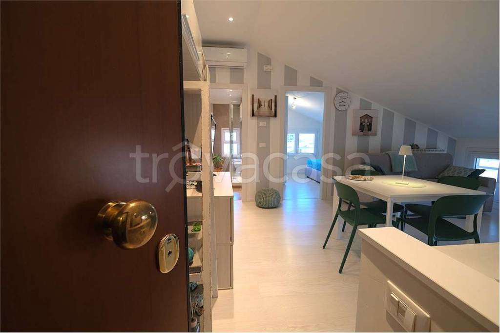 appartamento in vendita a Jesolo in zona Lido