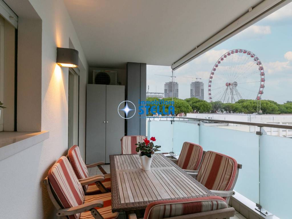 appartamento in vendita a Jesolo in zona Lido