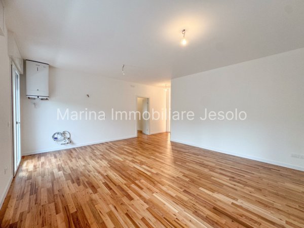 appartamento in vendita a Jesolo in zona Lido