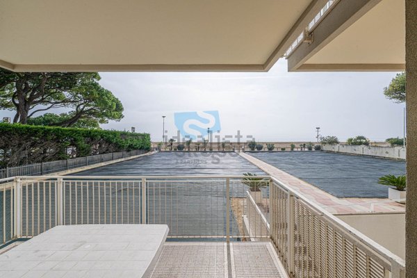 appartamento in vendita a Jesolo in zona Lido