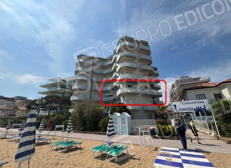 appartamento in vendita a Jesolo in zona Lido