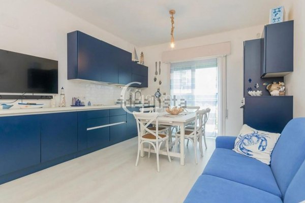 appartamento in vendita a Jesolo in zona Lido