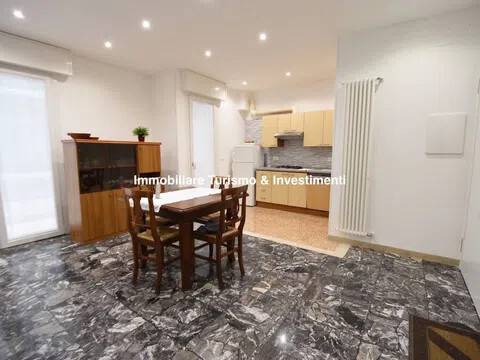 appartamento in vendita a Jesolo in zona Lido