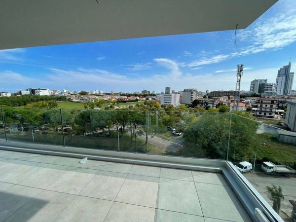 appartamento in vendita a Jesolo in zona Lido