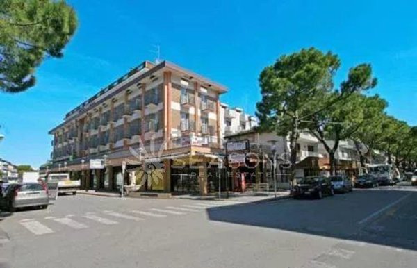 appartamento in vendita a Jesolo in zona Lido