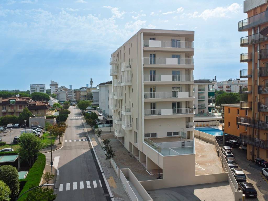 appartamento in vendita a Jesolo in zona Lido