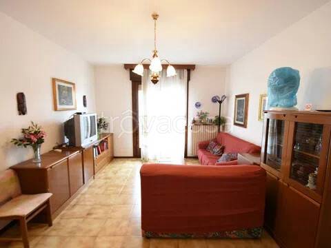 appartamento in vendita a Jesolo in zona Lido