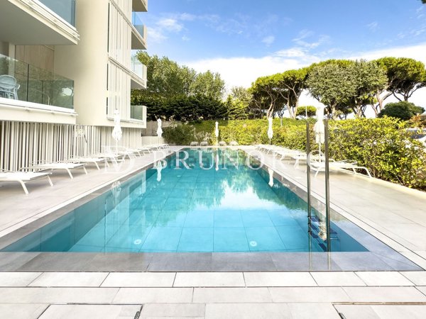 appartamento in vendita a Jesolo in zona Lido