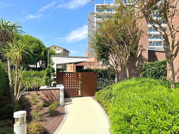 appartamento in vendita a Jesolo in zona Lido