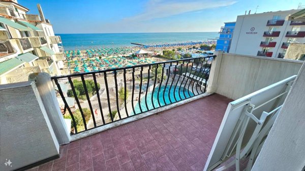 appartamento in vendita a Jesolo in zona Lido