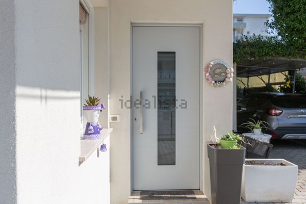 appartamento in vendita a Jesolo in zona Lido