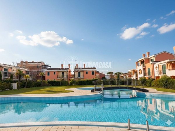 appartamento in vendita a Jesolo in zona Lido