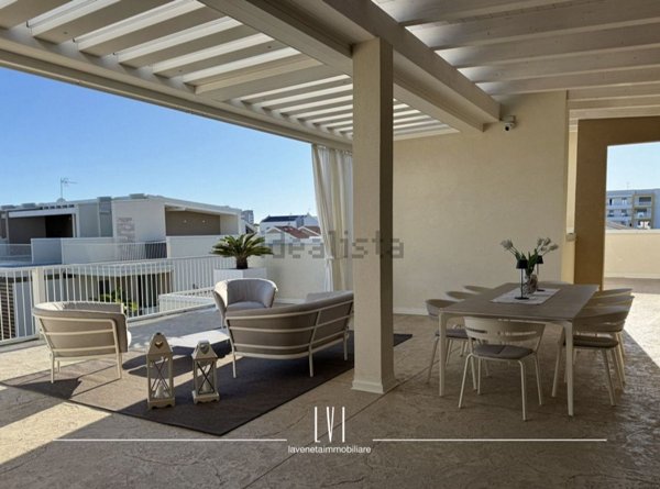 appartamento in vendita a Jesolo in zona Lido