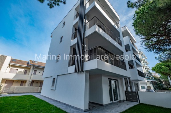 appartamento in vendita a Jesolo in zona Lido